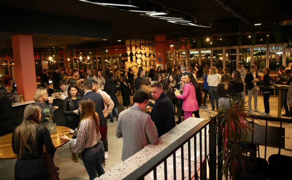 Cocktail d'entreprise du restaurant le Pintxos à Rouen, lieu référent du Groupe Silam.