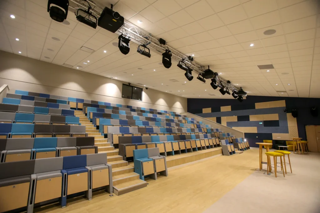 Espace conférence partenaire du Groupe Silam en Normandie.