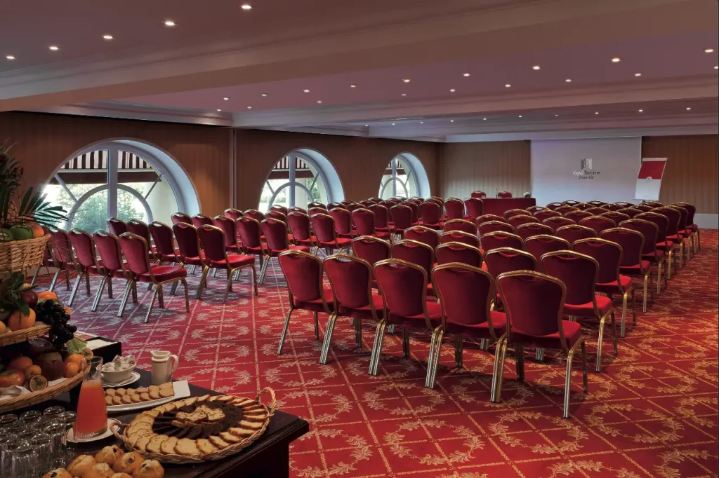 Conférence à l'Hôtel le Royal Barrière pour vos événements organisés par le Groupe Silam.