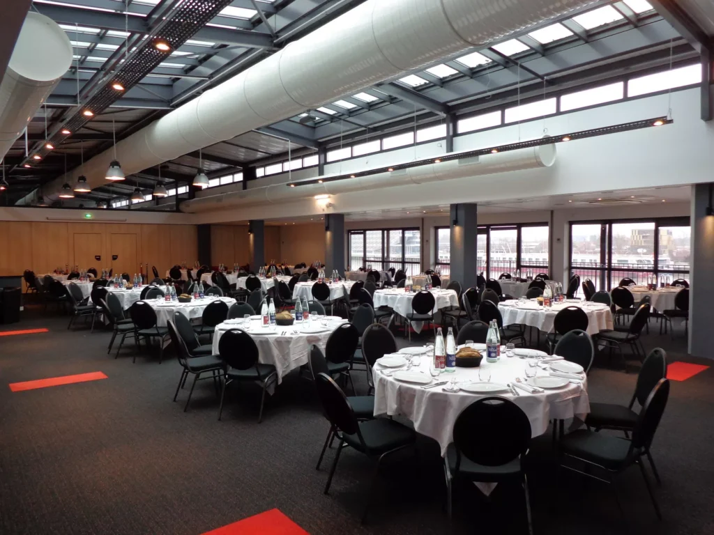 Dîner à vue sur Seine, prestataire délégué du Groupe Silam.