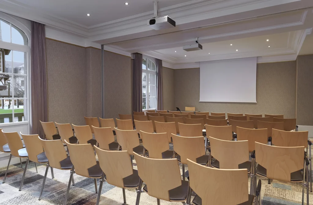 Conférence à l'Hôtel le Normandy Barrière pour vos événements organisés par le Groupe Silam.