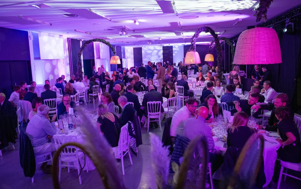 Dîner d'exception au Kindarena Rouen pour un événement organisé par le Groupe Silam.