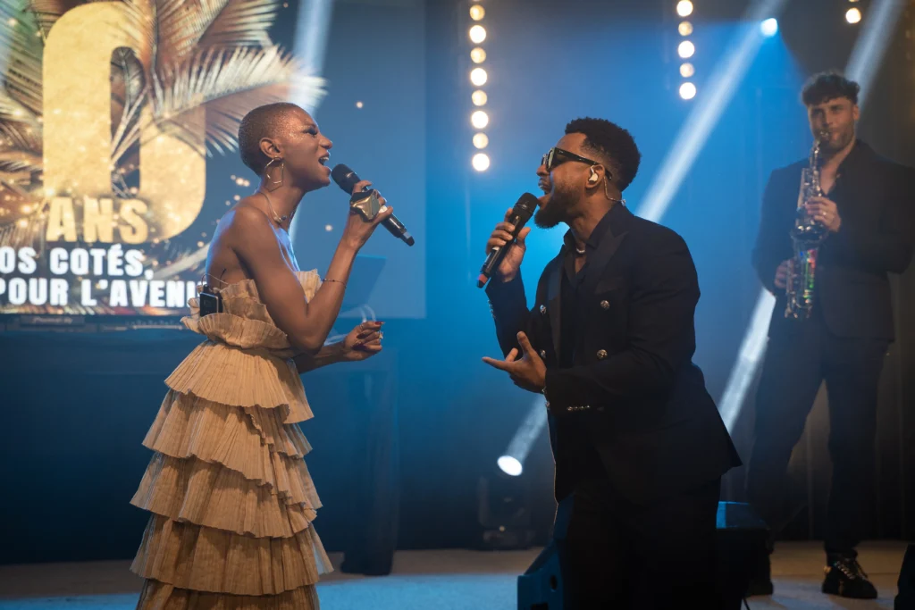 Duo de chanteurs prestataires de l'agence événementielle Groupe Silam.