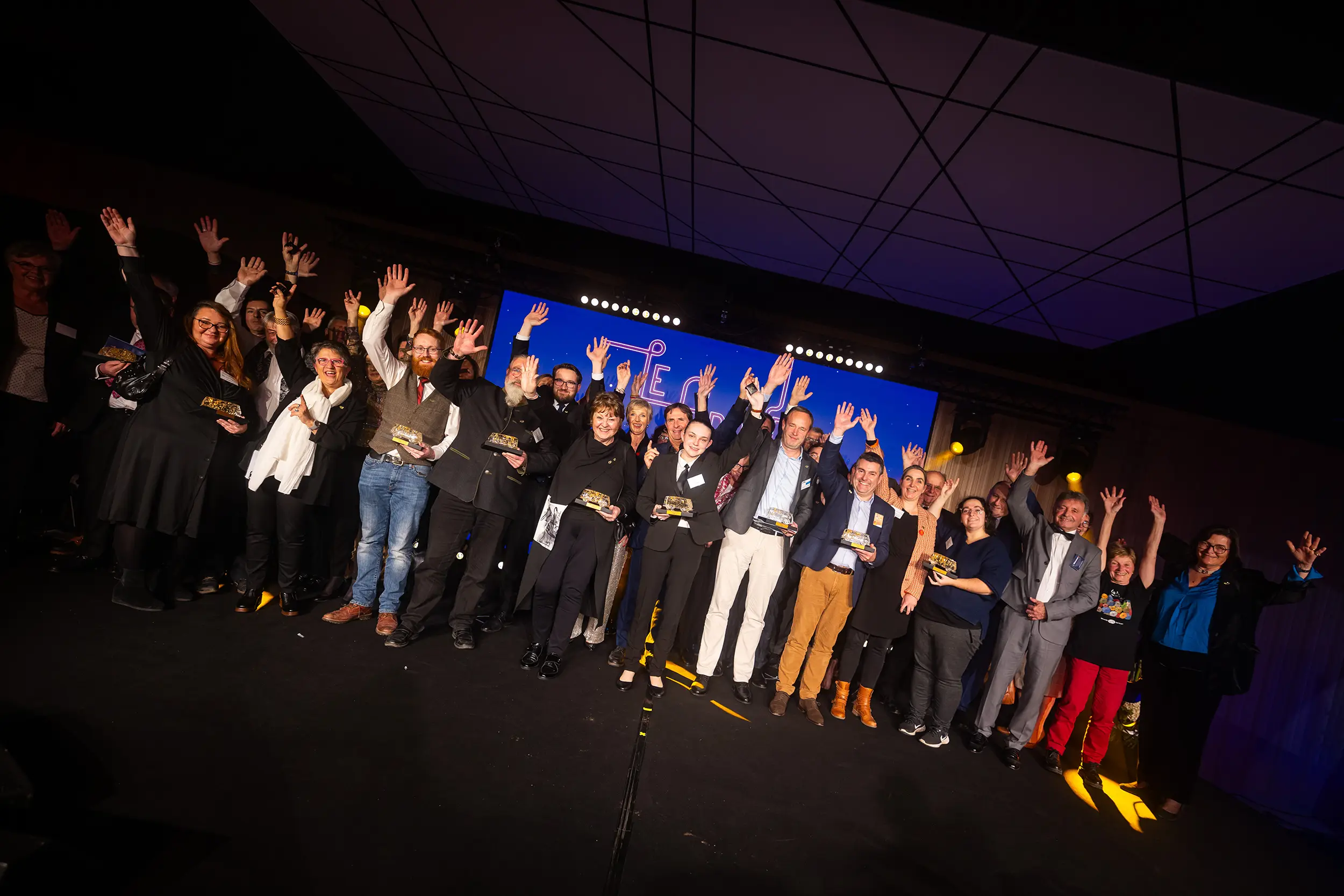 Remise de prix en Normandie lors du Grand gala Eureka mis en lumière par le Groupe Silam.