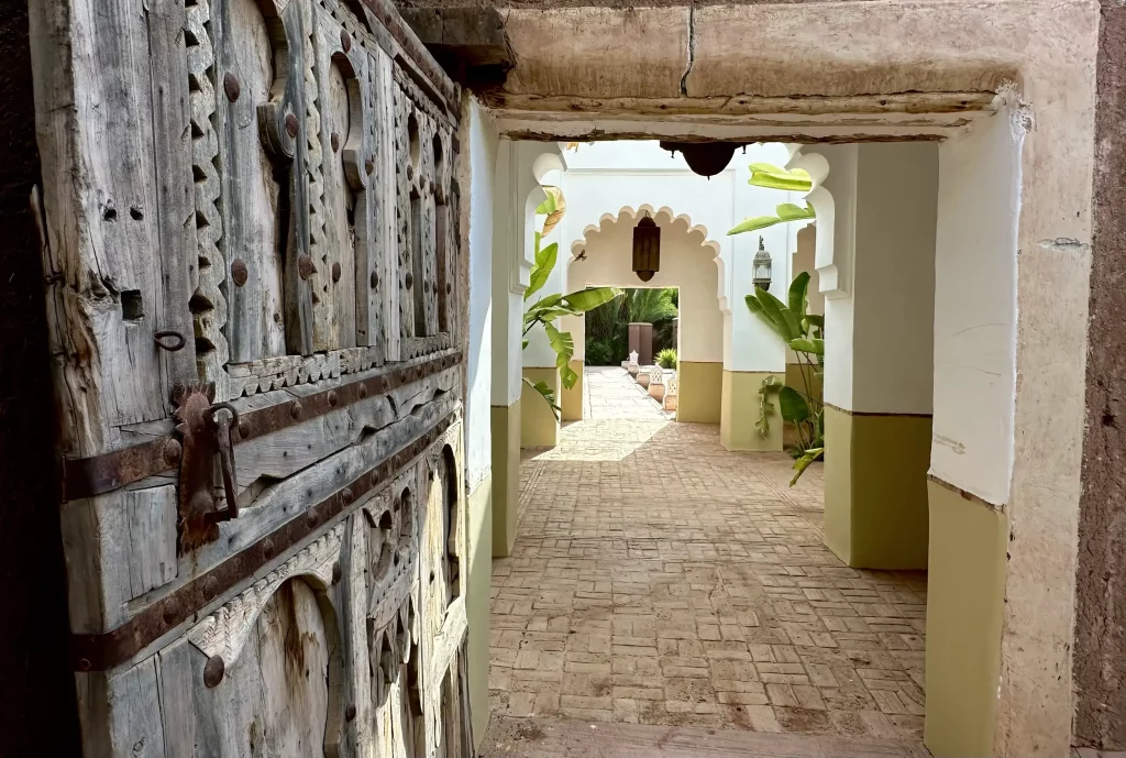 Rue marocaine lors d'un événement organisé par le Groupe Silam.