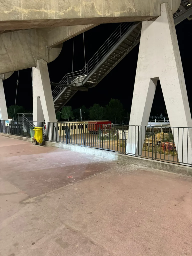 L'agencement de l'accueil du Football Club Rouen réalisé par le Groupe Silam au Stade Diochon.