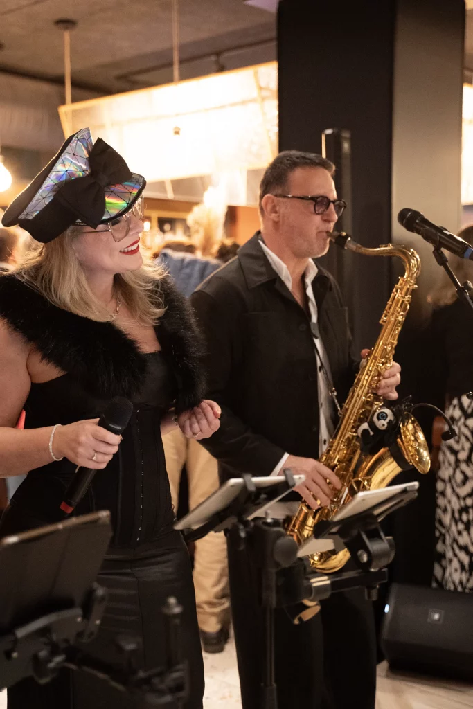 Musiciens lors d'un cocktail dînatoire en Normandie animé par le Groupe Silam.