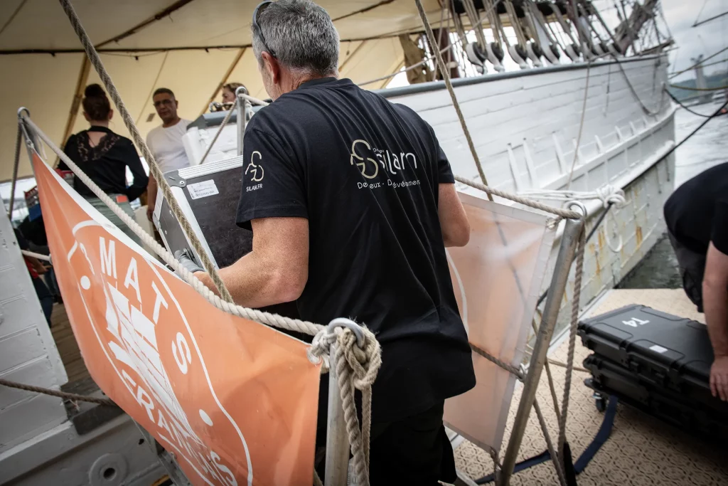 Technicien du Groupe Silam, partenaire agréé des Grandes Voiles du Havre 2025.