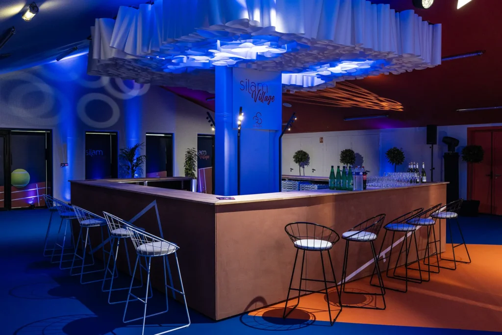 Bar du Silam Village de l'Open Capfinances Rouen Métropole, aménagé par le Groupe Silam.