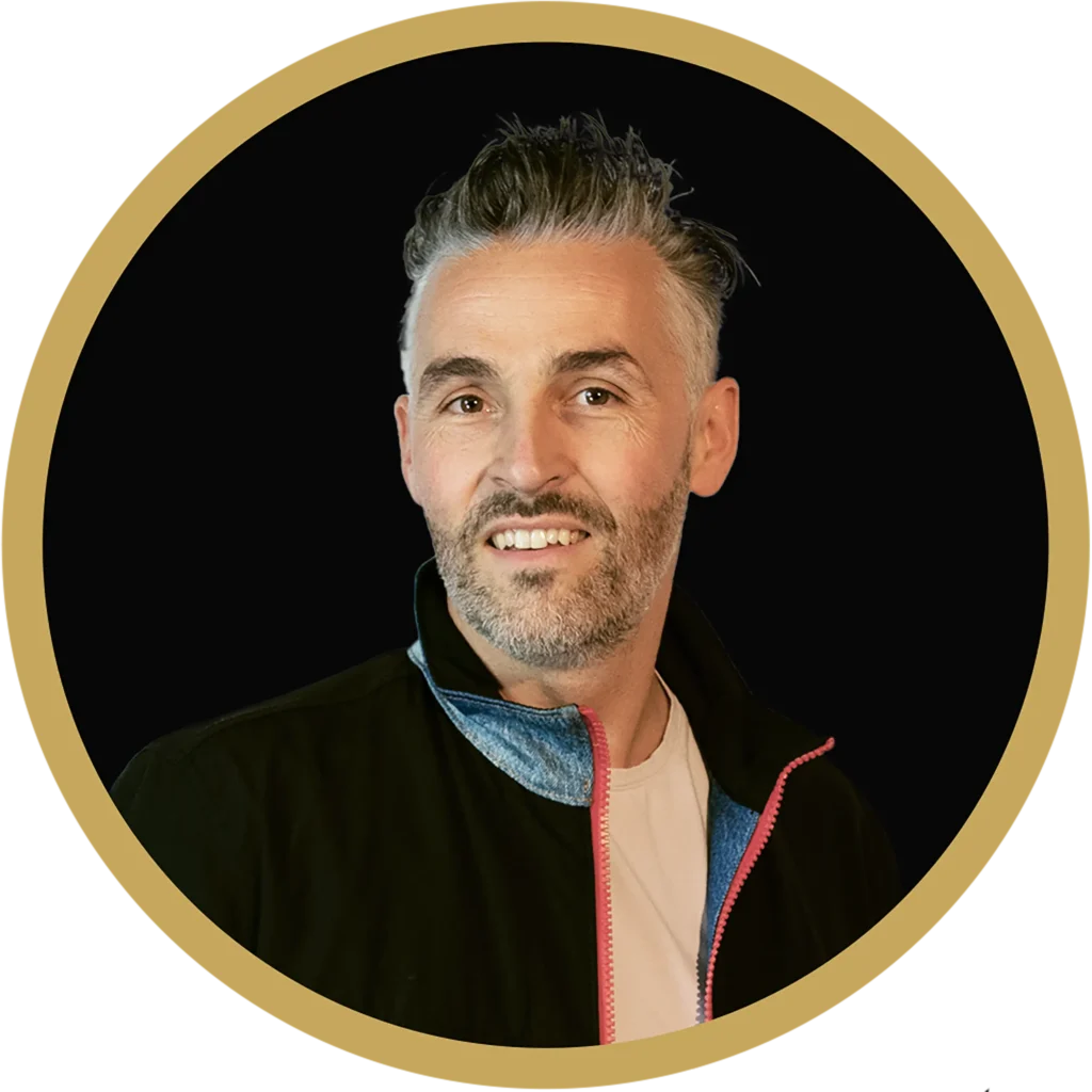 Baptiste, photographe du Groupe Silam pour vos offres d'emploi en Normandie.