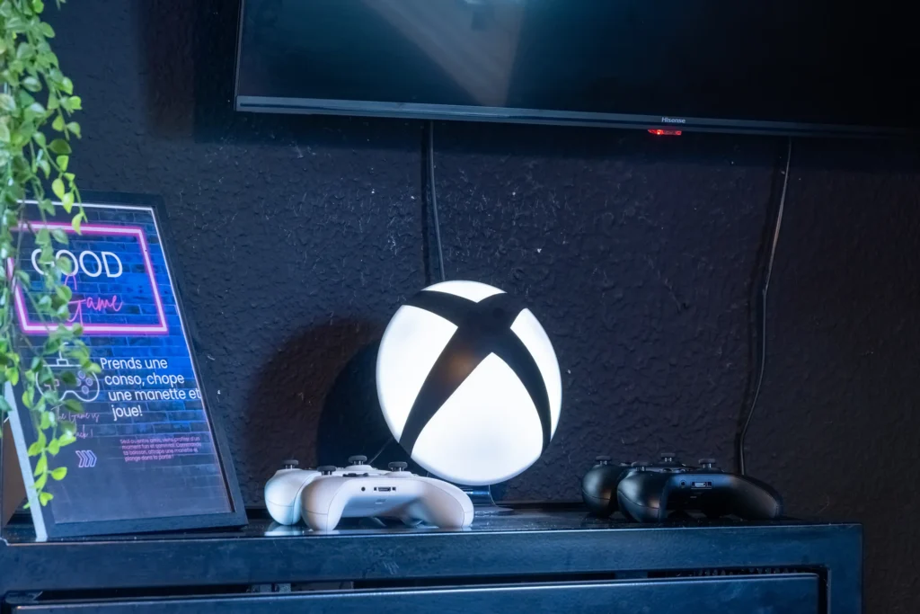 Playstation de la salle de réalité virtuelle EVA Rouen, lieu événementiel partenaire du Groupe Silam.