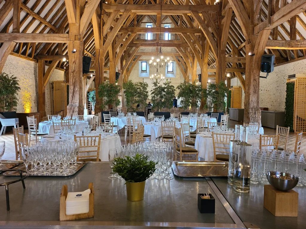 Déjeuner du Manoir de Corny en Normandie, hébergement pour vos séminaires et événements professionnels organisés par le Groupe Silam.