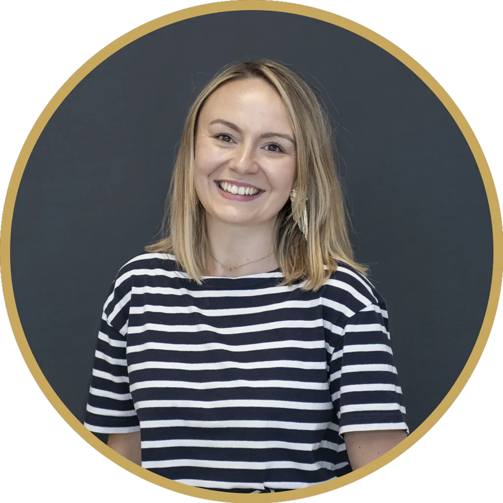 Portrait de Bénédicte, chargée de communication et graphiste au Groupe Silam.