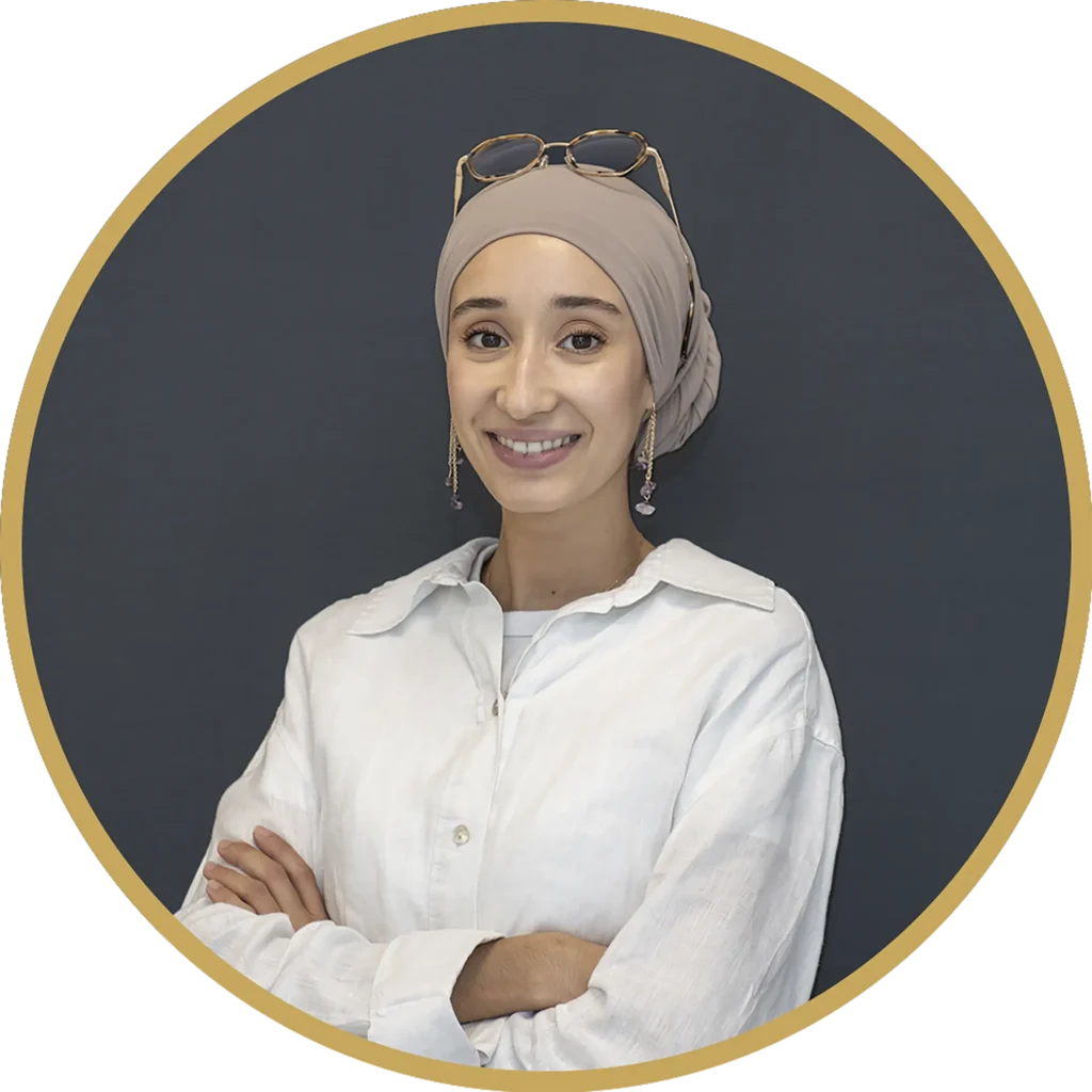 Portrait de Kenza, membre de l'équipe du Groupe Silam en Normandie.