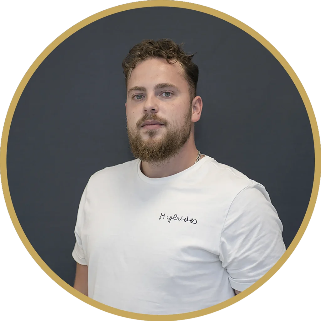 Portrait de Paul, membre de l'équipe du Groupe Silam, agence événementielle en Normandie.